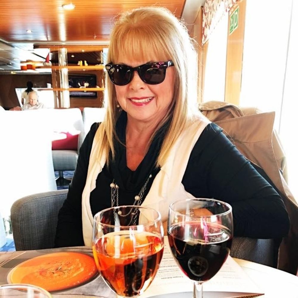 Meet your Posher, Peggy